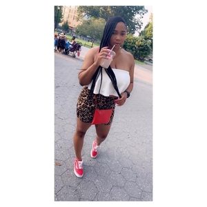 Meet your Posher, Candice